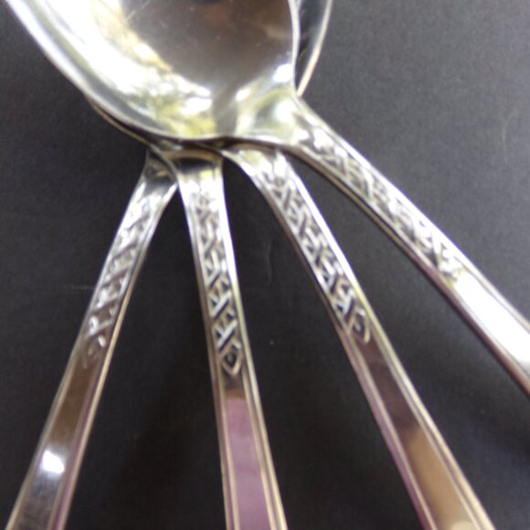 OneidaCraft Deluxe Stainless 4 Serving Spoons - Picture 4 of 9